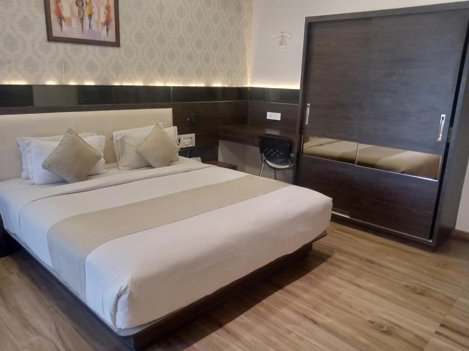 Hotel Shivalik - Mehsana Mahesāna Exterior foto