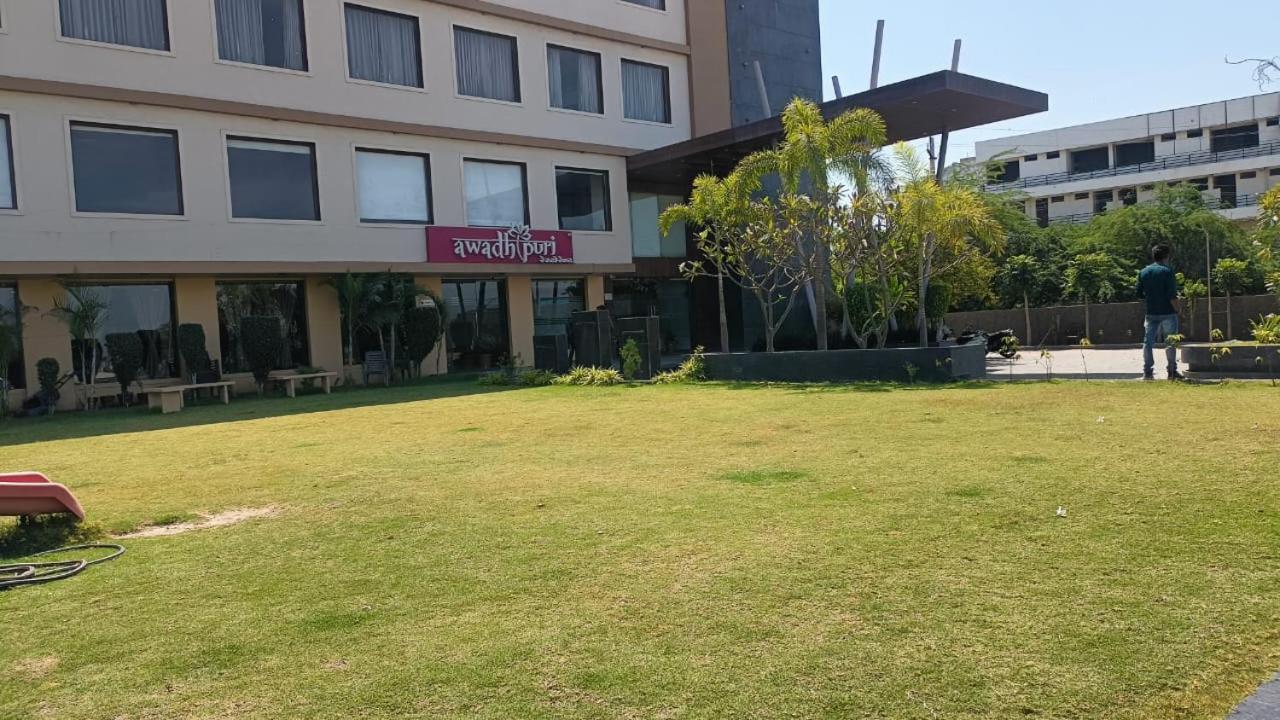 Hotel Shivalik - Mehsana Mahesāna Exterior foto