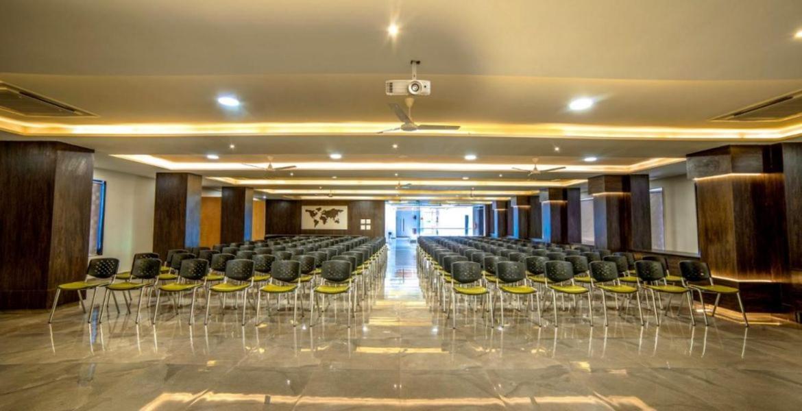 Hotel Shivalik - Mehsana Mahesāna Exterior foto