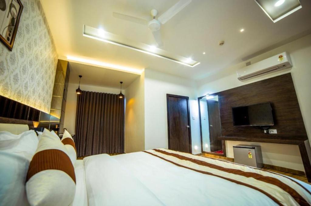 Hotel Shivalik - Mehsana Mahesāna Exterior foto